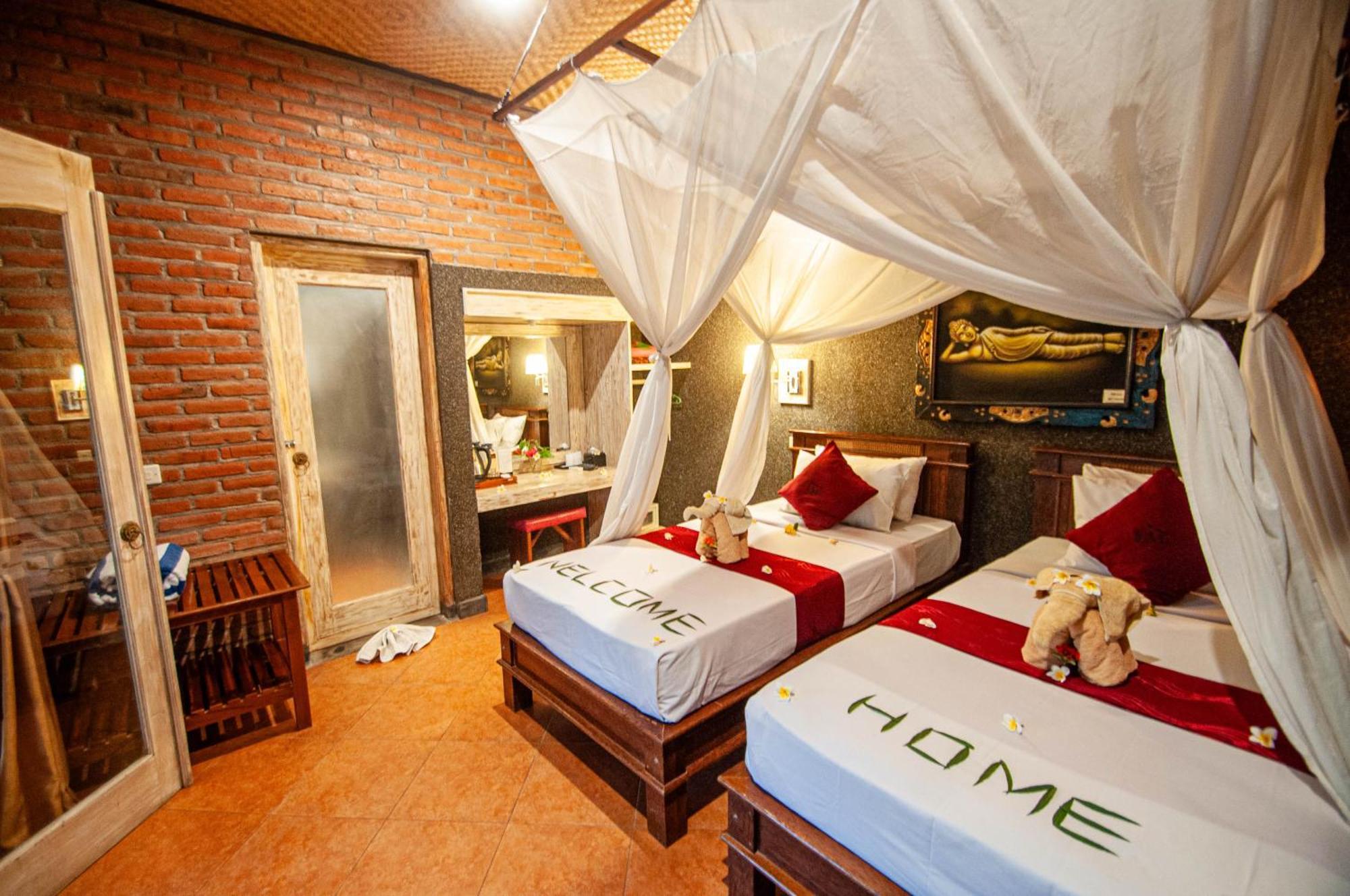 Kubuku Eco Dive Lodge And Yoga Pemuteran Exteriör bild