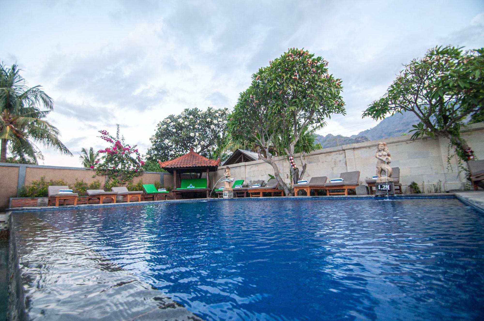 Kubuku Eco Dive Lodge And Yoga Pemuteran Exteriör bild